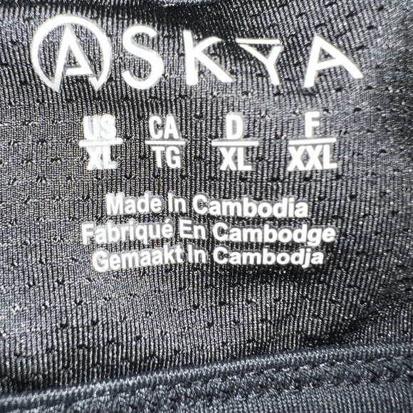 ASKYA Mesh Insert Sports Bra - Picture 6 of 8